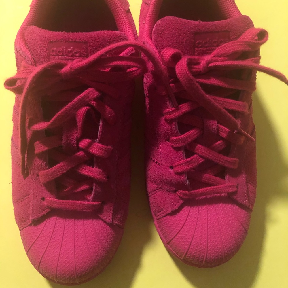 Adidas shell toe